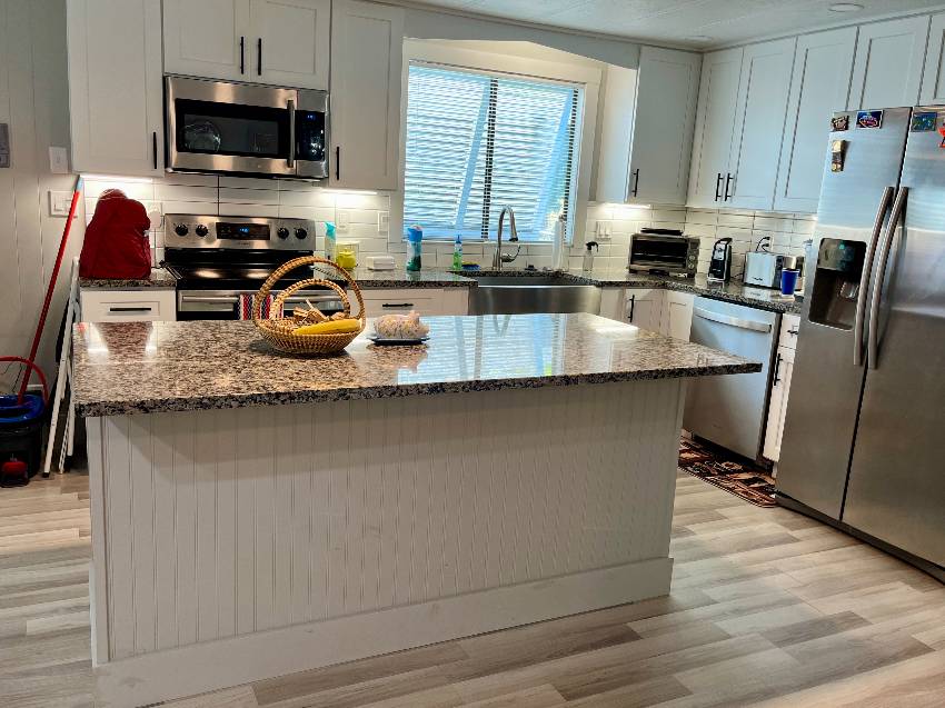 1203 N Indies Circle a Venice, FL Mobile or Manufactured Home for Sale